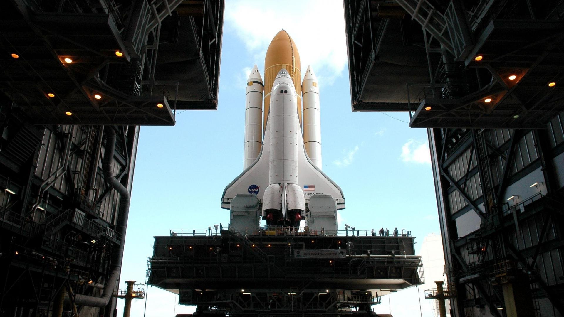 红军英勇作战,击败对手赢得胜利,红军战绩