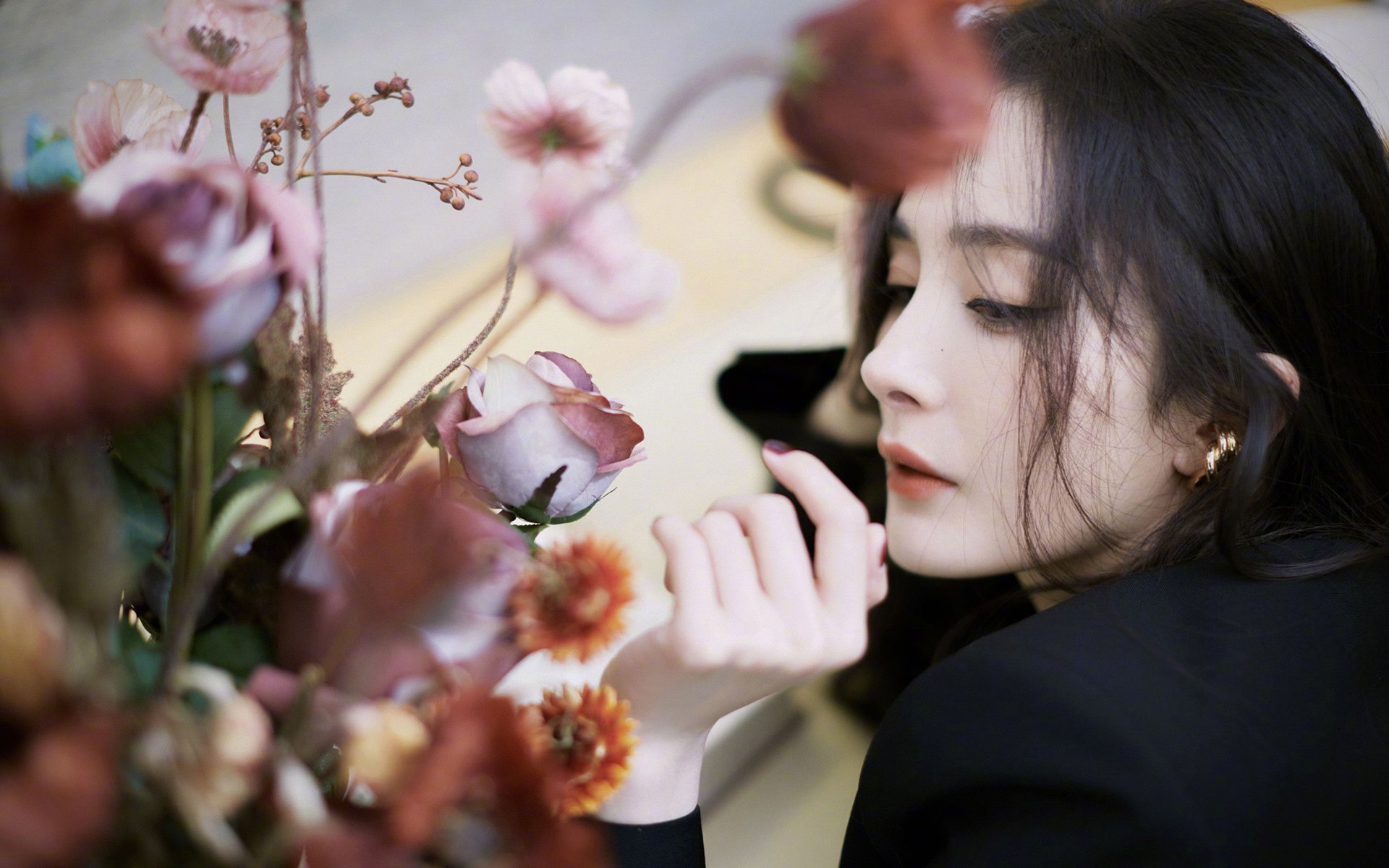 “阿仙奴与热刺：香港赛场的伦敦德比对决！”