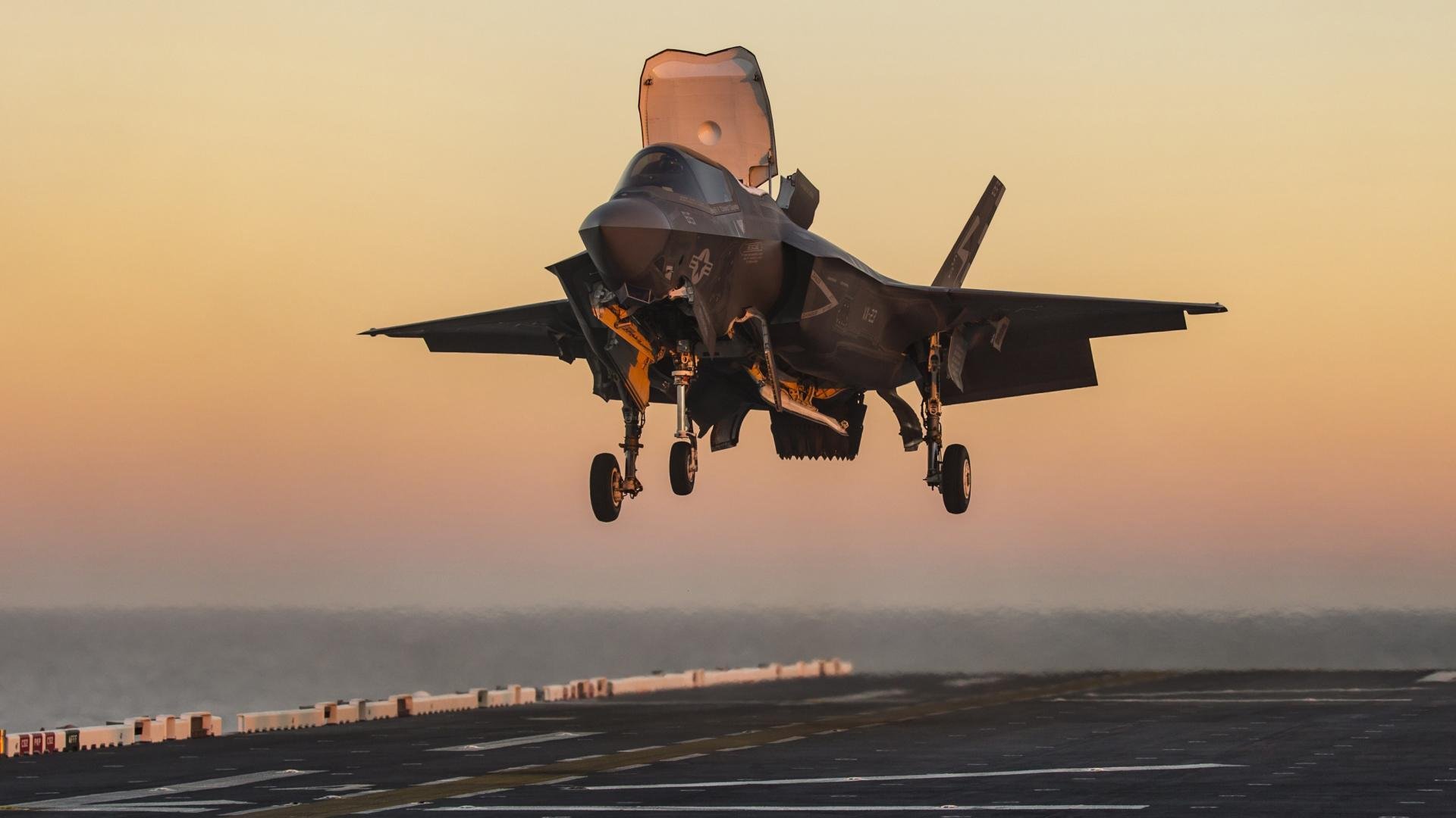 开云下载-跳水动作优雅与精准并存，跳水动作专业术语